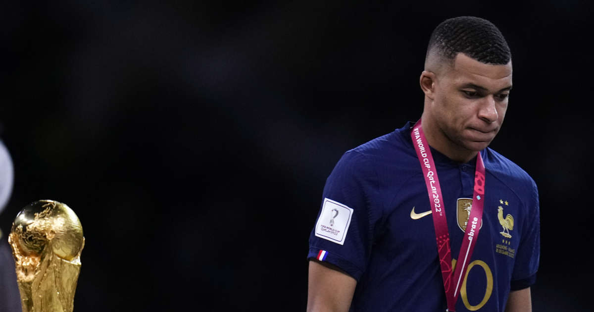 Coupe du monde: Kylian Mbappé brise le silence après la défaite des bleus et fait une promesse aux fans