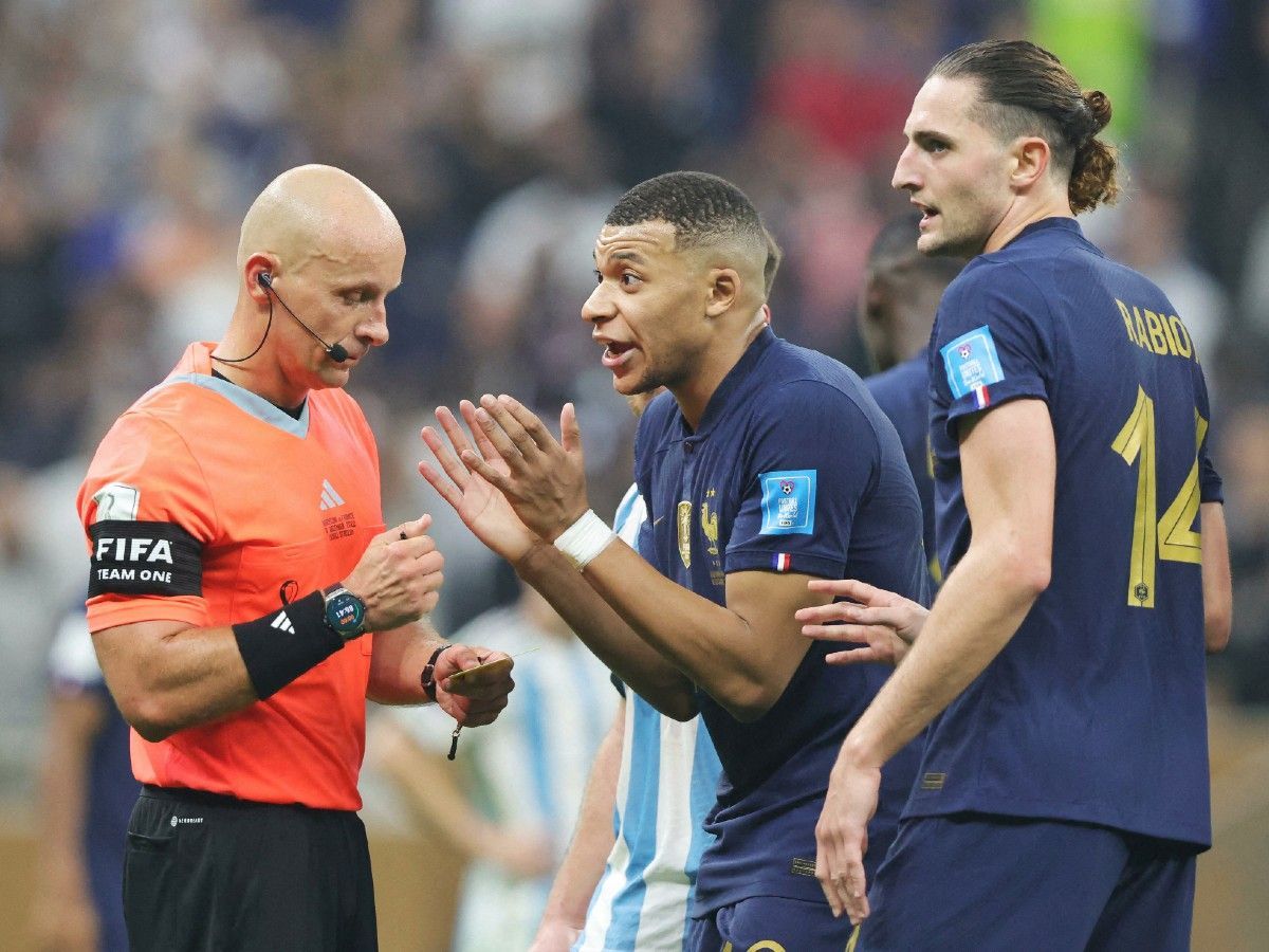 Agace Szymon Marciniak l arbitre de France Argentine sort du silence Ce n est pas