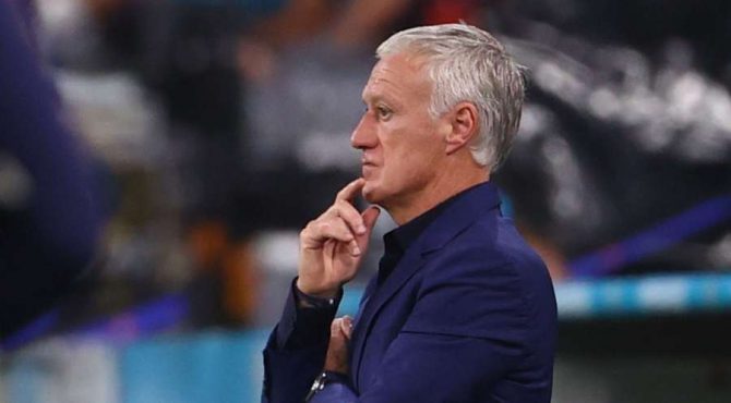 Enervé et fatigué des critiques, Deschamps porte plainte contre un journaliste