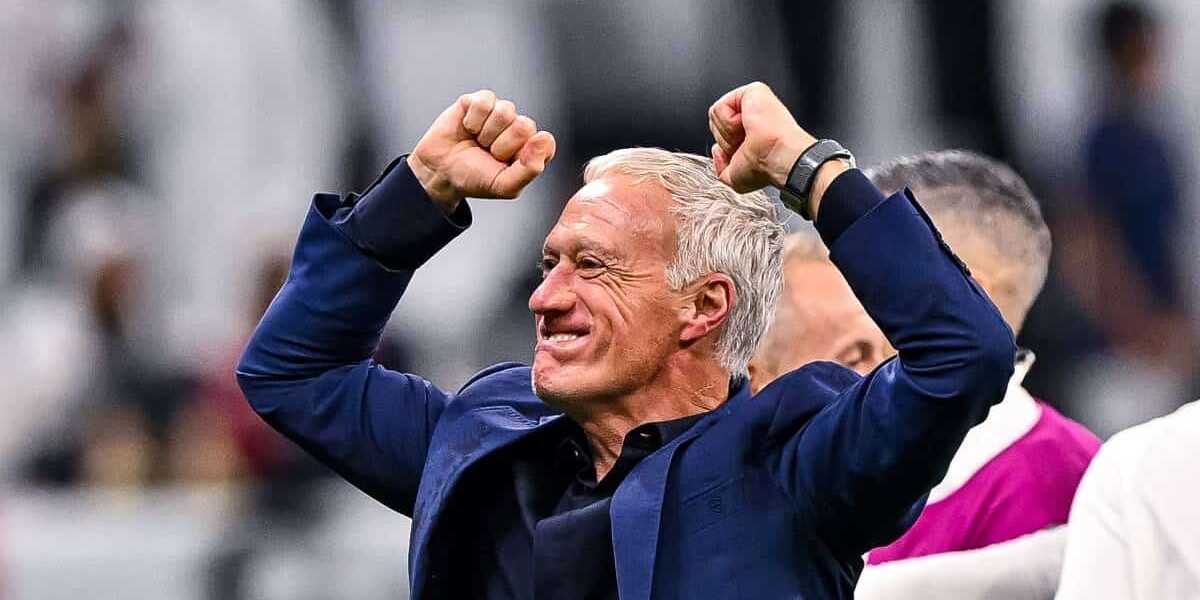 Didier Deschamps explose de joie apres la victoire des Bleus contre lAngleterre a la Coupe du Monde au Qatar 1