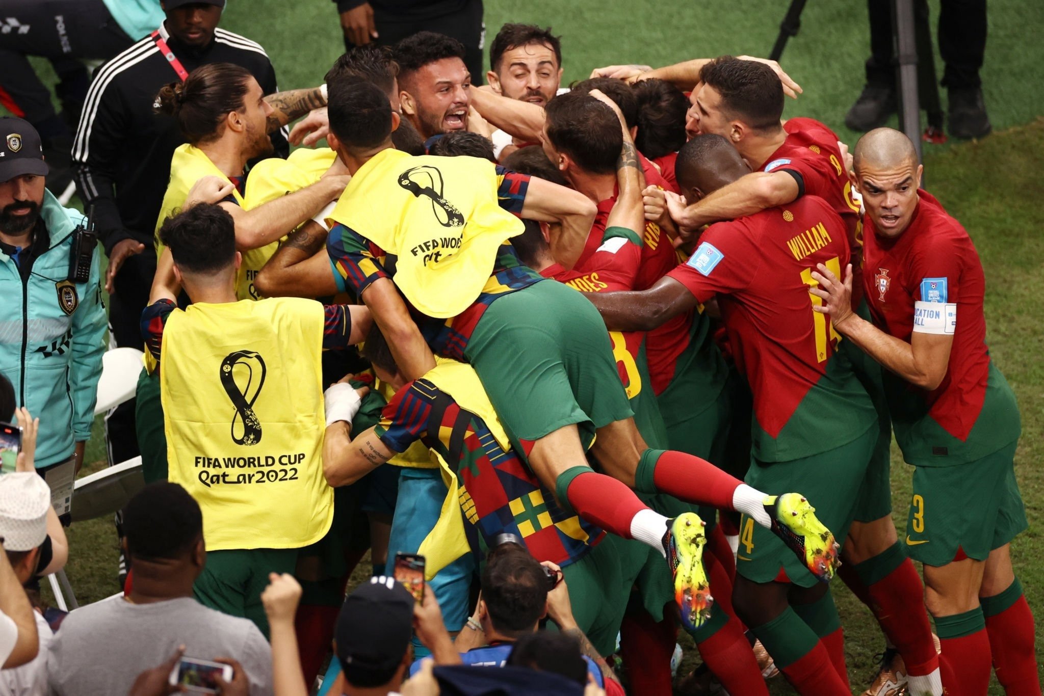 Mondial 2022 : Brillant sans Ronaldo, le Portugal écrabouille la Suisse et rejoint le Maroc