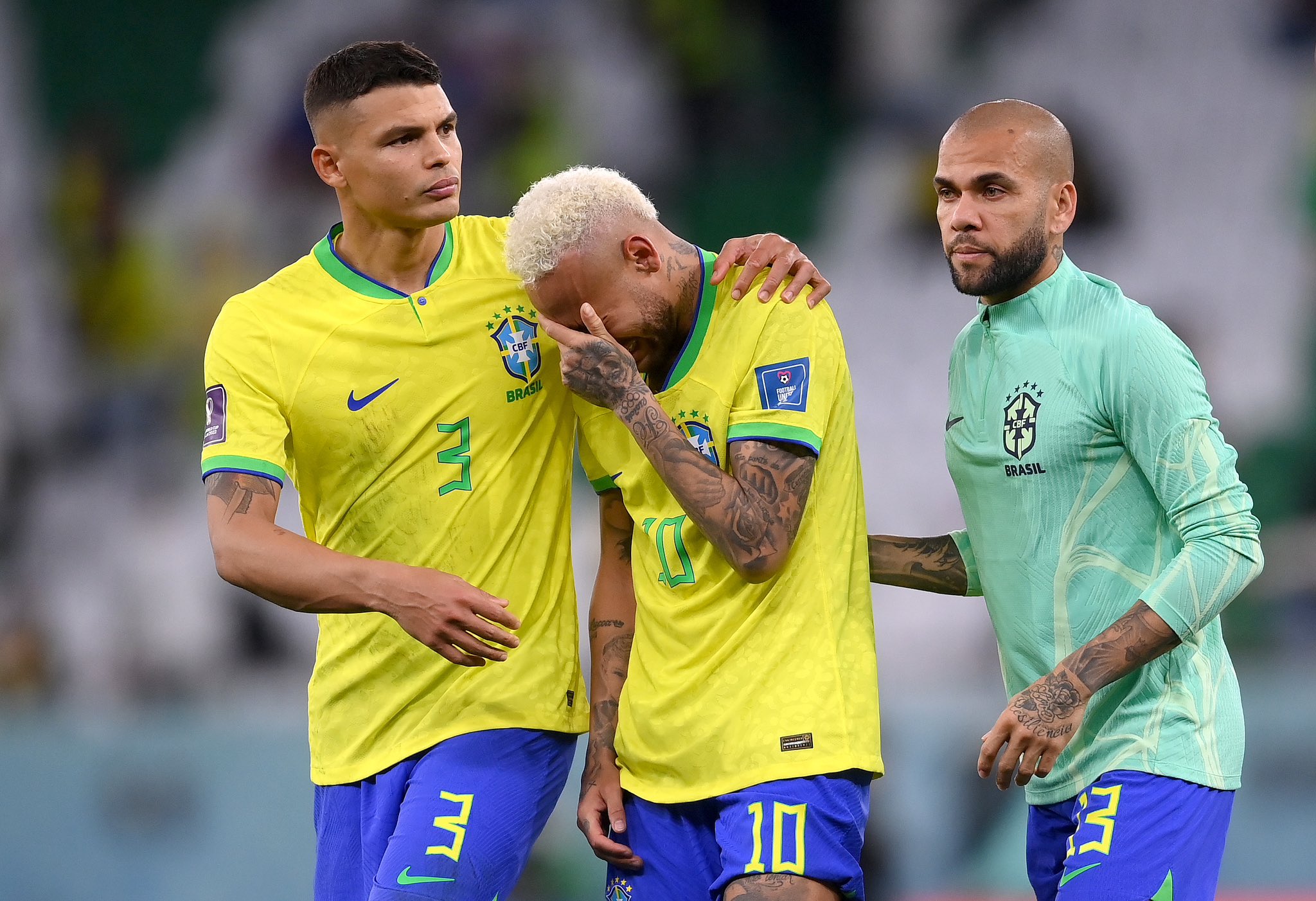« Malgré cette tristesse, il faut… », la réaction de Thiago Silva après l’élimination du Brésil