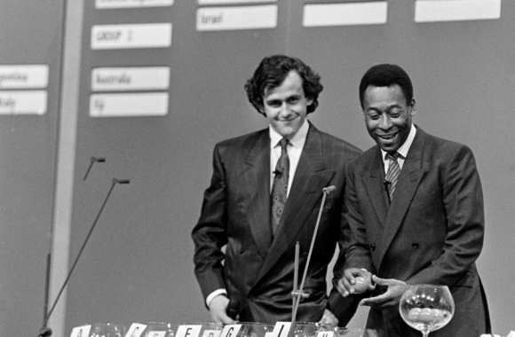 « Monsieur football », Michel Platini se lâche après la mort de Pelé