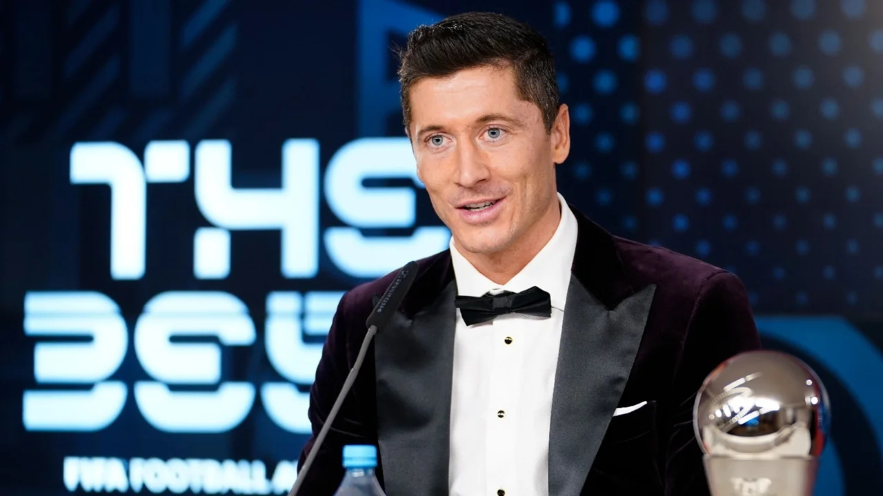 « C’est le meilleur au monde  » : Lewandowski nomme son idole du football