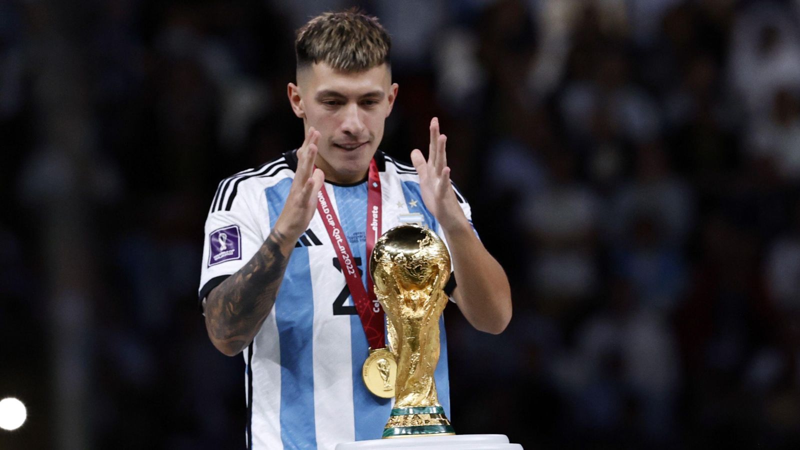Man Utd: Ten Hag recadre l’argentin Lisandro Martinez, « Il doit comprendre cela »
