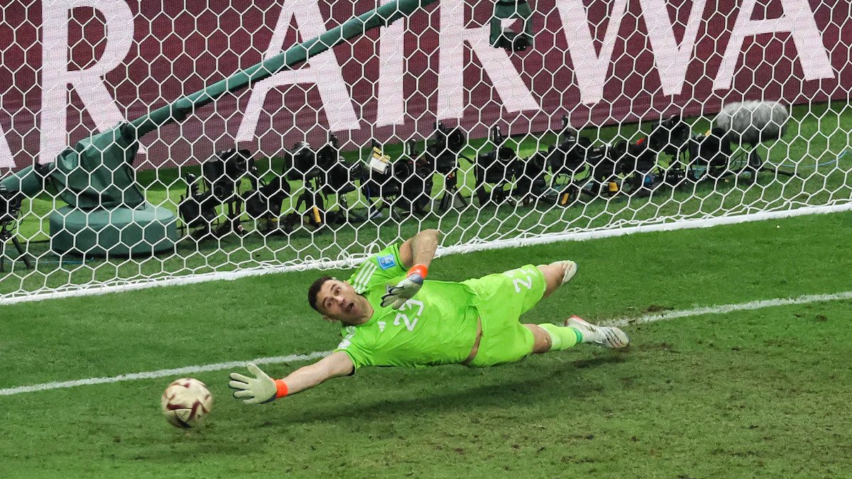 La réaction d’Emiliano Martinez, héros de l’Argentine en finale contre la France