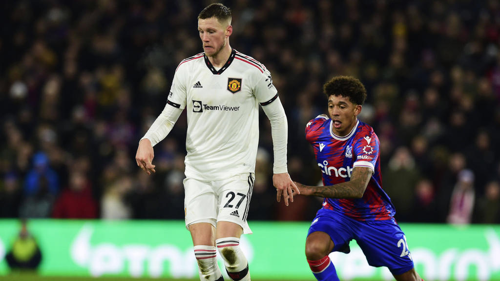 « Il doit faire des ajustements » : Ten Hag évalue les débuts de Weghorst à Manchester United