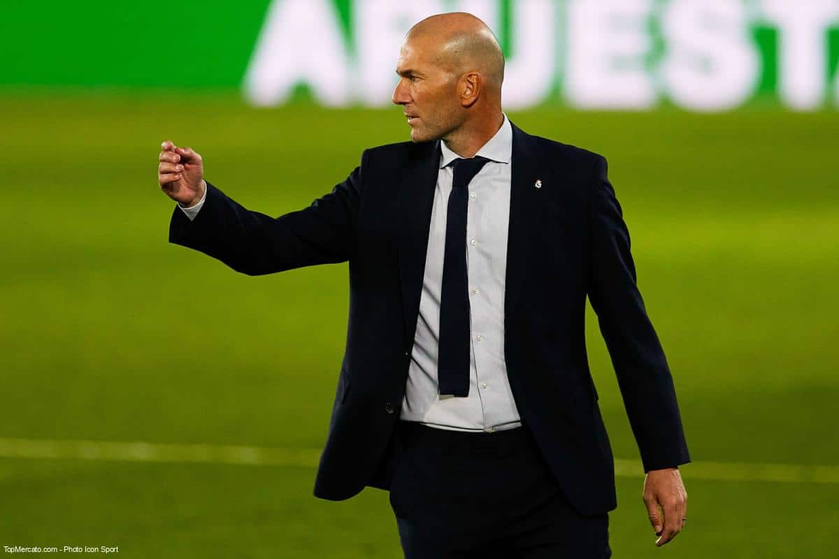 Mercato : Barré par Didier Deschamps, Zidane refuse une piste prestigieuse