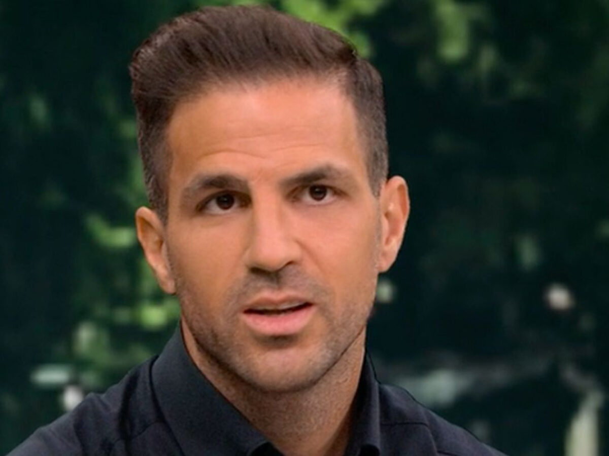 « Je porte le numéro 4 à cause de lui » : Cesc Fabregas révèle son idole footballistique