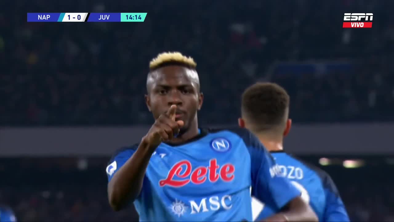 Victor Osimhen claque son 11e but en Série A, Napoli ouvre le score contre la Juve (vidéo)