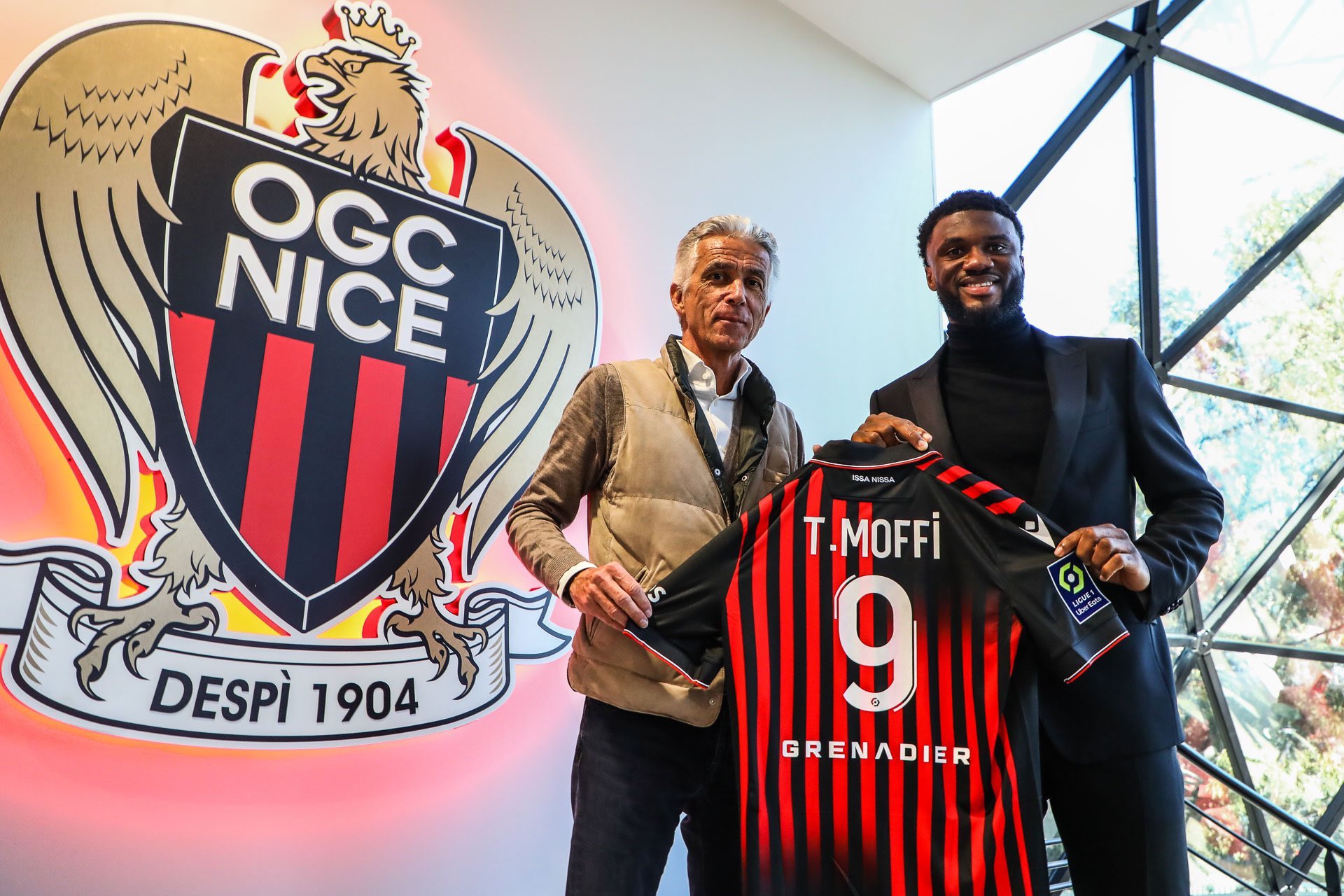 officiel : Terem Moffi s’engage avec l’OGC Nice