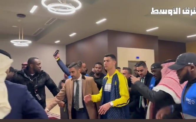 Ronaldo escorté d’urgence après la victoire d’Al Nassr sur Al Ta’ee (VIDÉO)