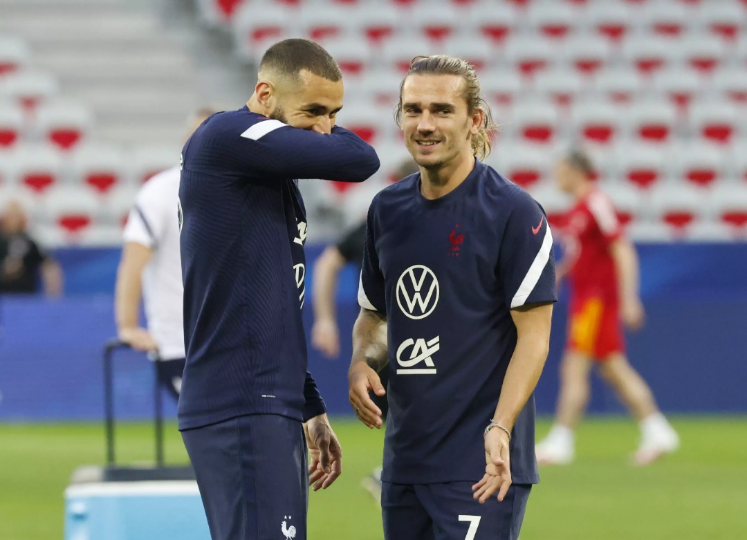 Voici les images très choquantes qui confirment la polémique entre Benzema et Griezmann