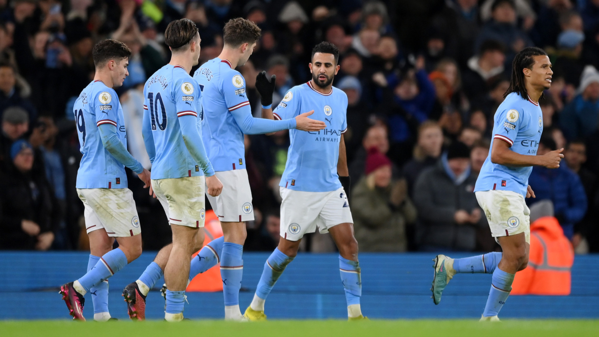 A golden ball at the level of Mahrez carrying Man City against Tottenham