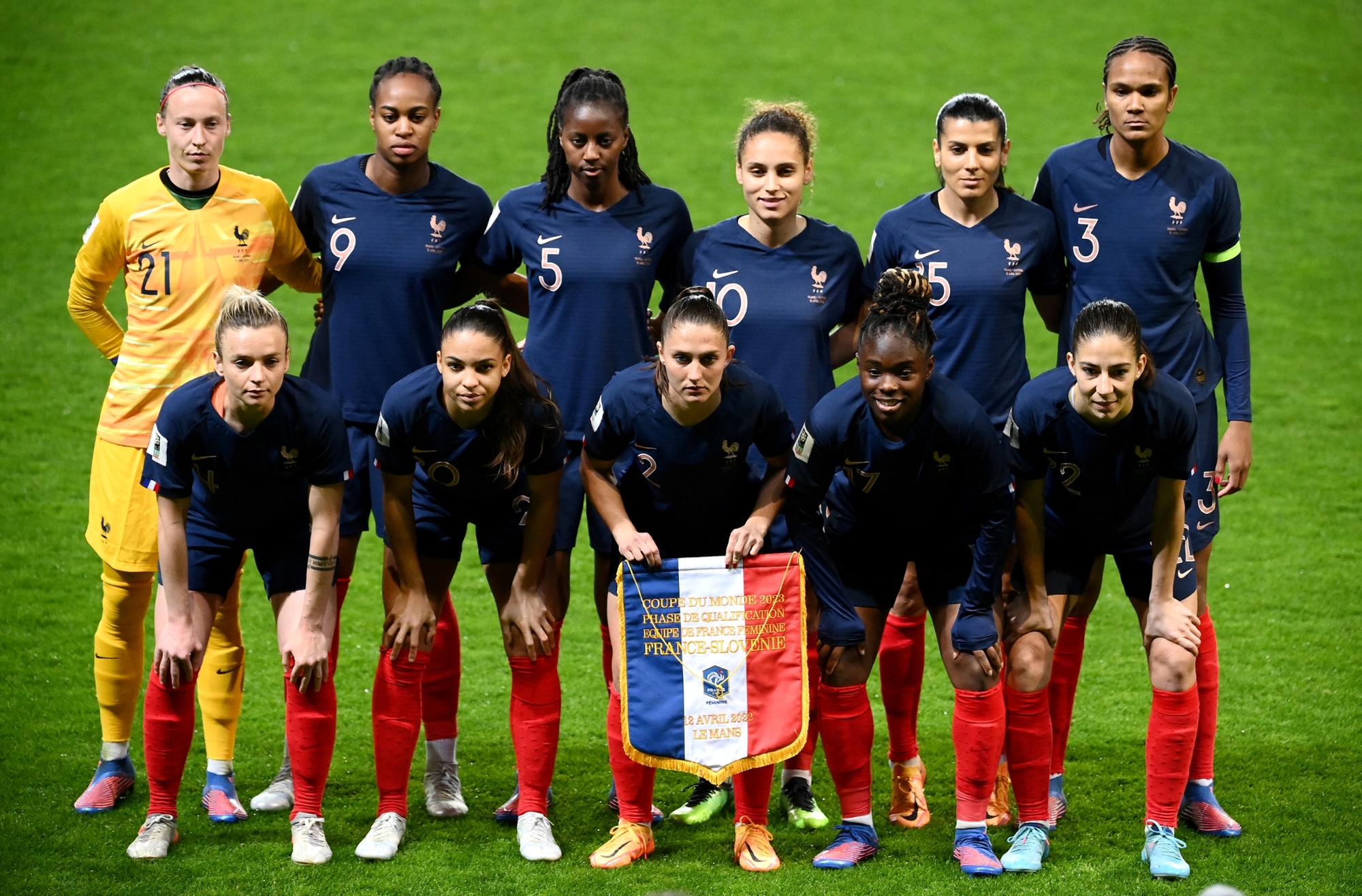 Un entraîneur français sur le banc de l’équipe féminine, « Je serais con de refuser le poste de sélectionneur »