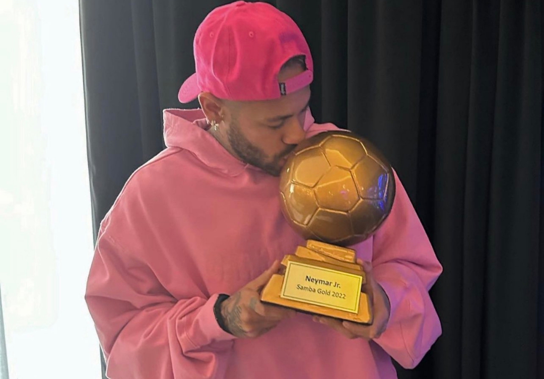 Neymar remporte le Samba d’Or, les fans crient au scandal : « c’est honteux »