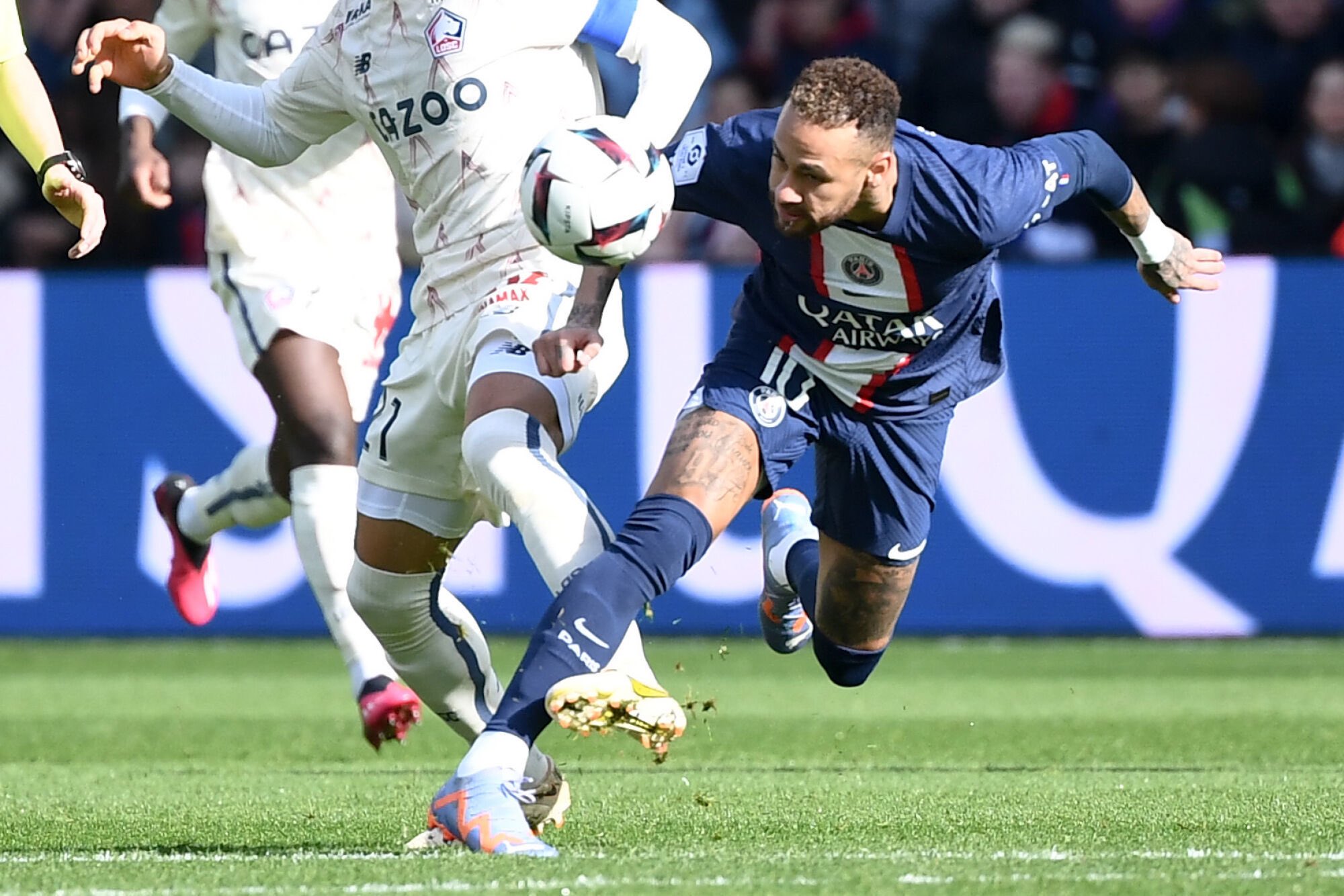 PSG : Le Parisien fait un nouveau point sur la blessure de Neymar