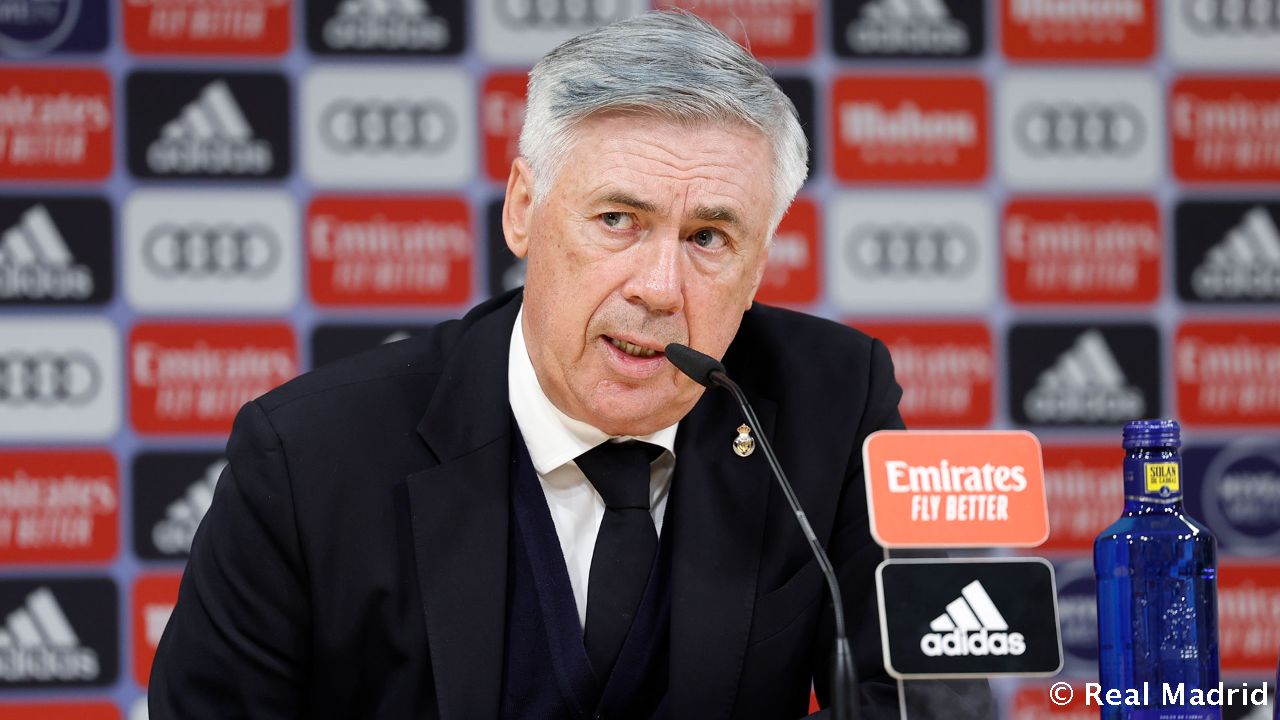 Ancelotti zappe Benzema et Vinicius : « C’est un joueur intouchable »