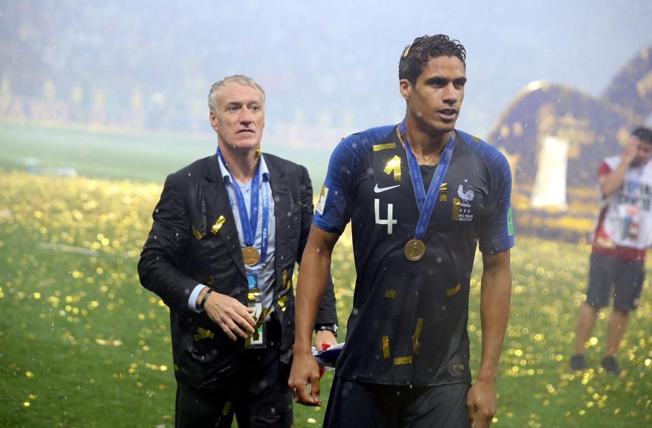 « J’aurais préféré qu’il.. », La nouvelle sortie de Deschamps sur la retraite internationale de Varane