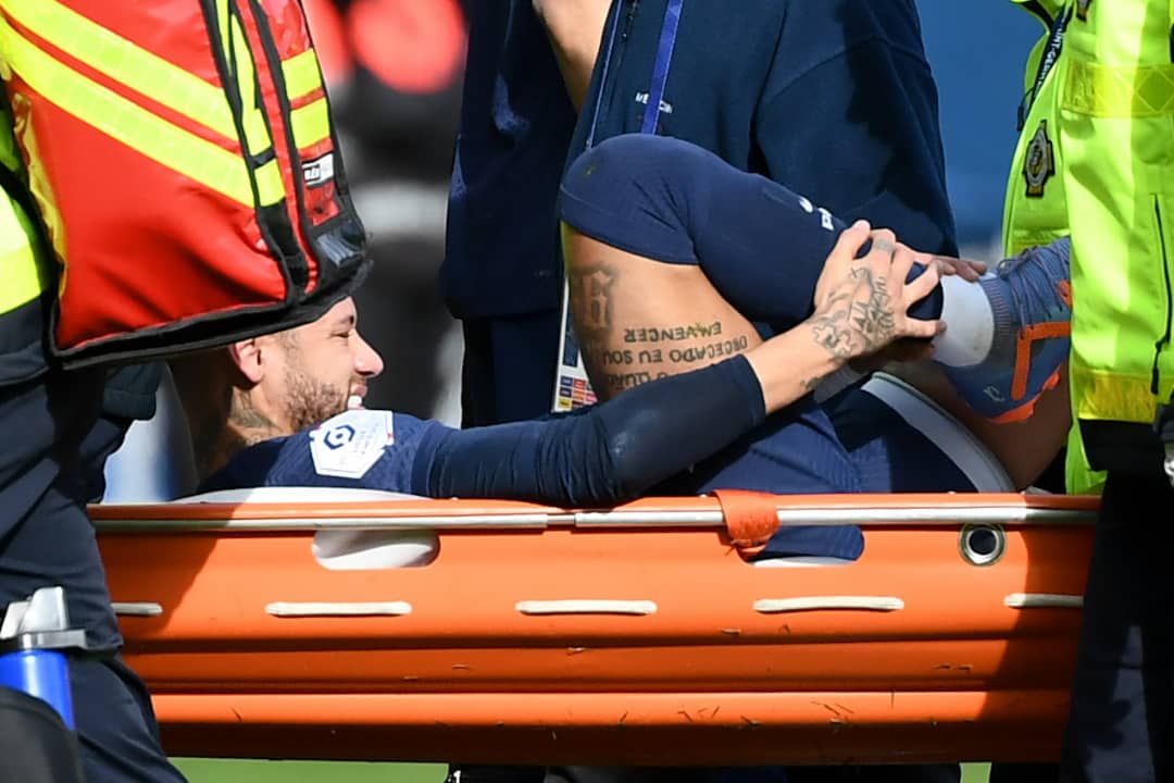 PSG : Les premières nouvelles de la blessure de Neymar sont tombées