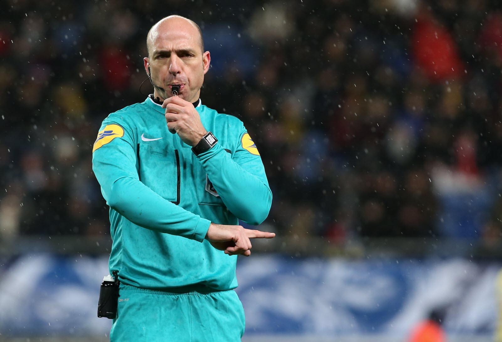 bartolomeu varela un arbitre qui reussit rarement a l asnl il faut esperer que ca change ce samedi au havre photo er lionel vadam 1645827969