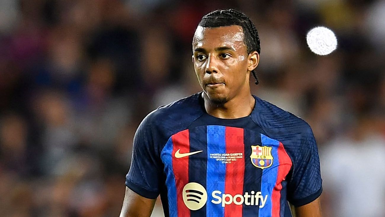 jules kounde fc barcelona gamper 2022