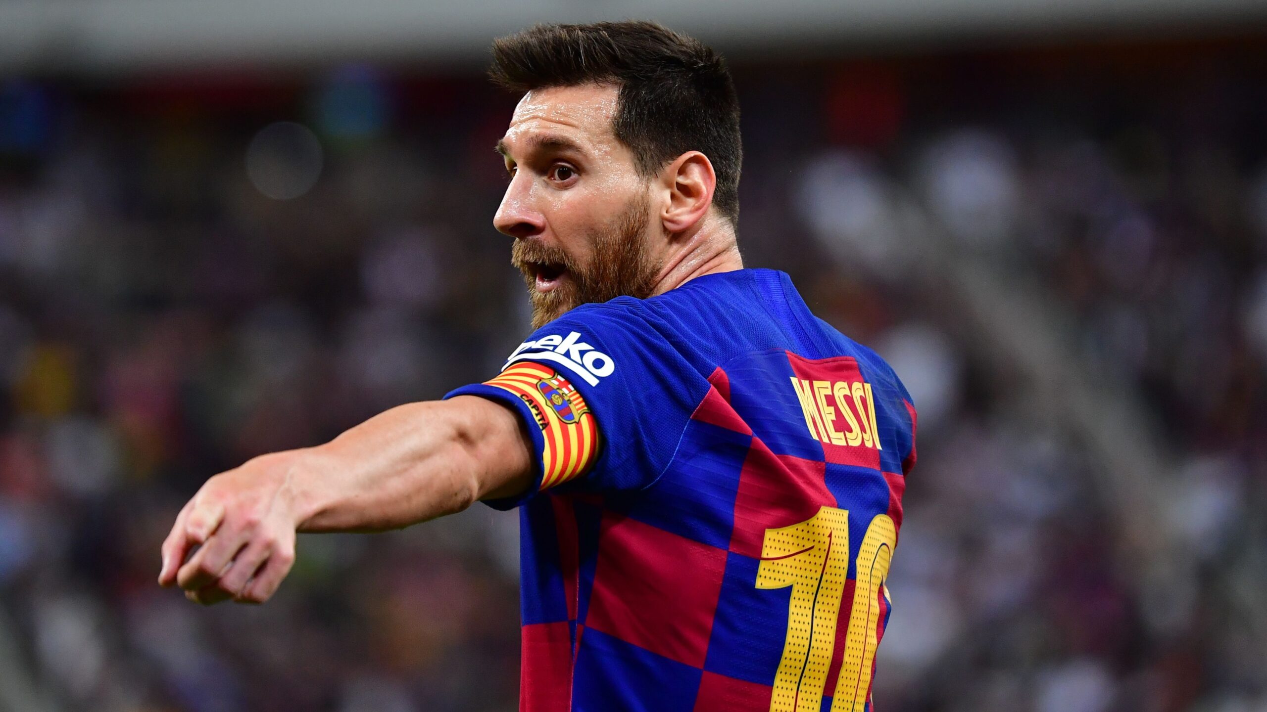 Barcelone: Messi toujours furieux, le PSG se frotte les mains