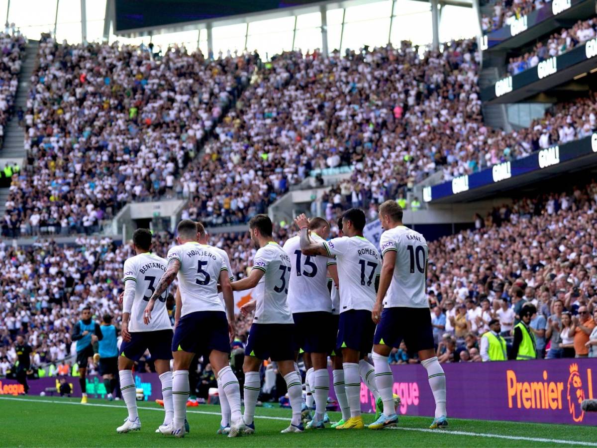 Triste nouvelle, un ancien joueur de Tottenham s’en est allé