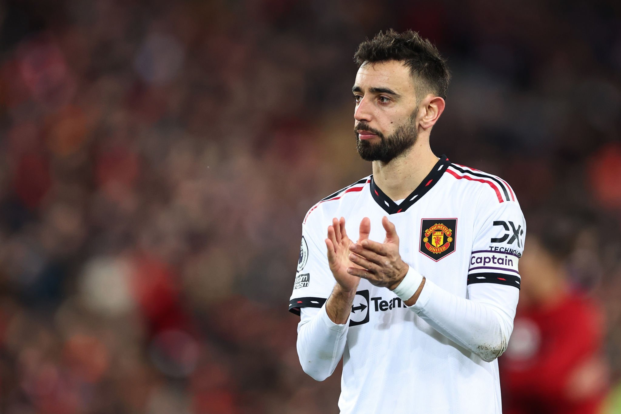 Après l’humiliation reçue à Liverpool, Bruno Fernandes fait une promesse aux fans