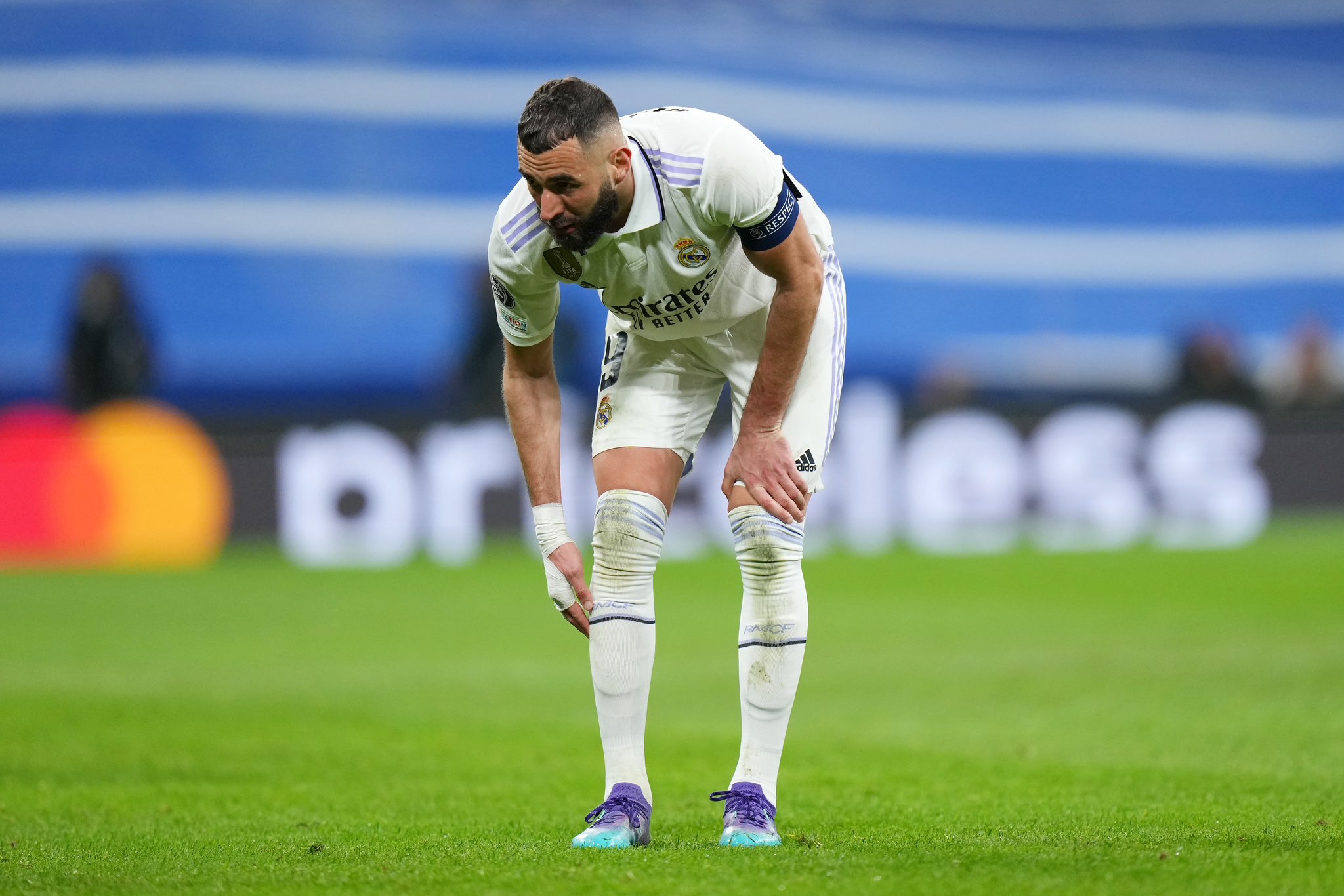 Gros coup dur pour le Real Madrid, Benzema touché à 4 jours du Clasico !