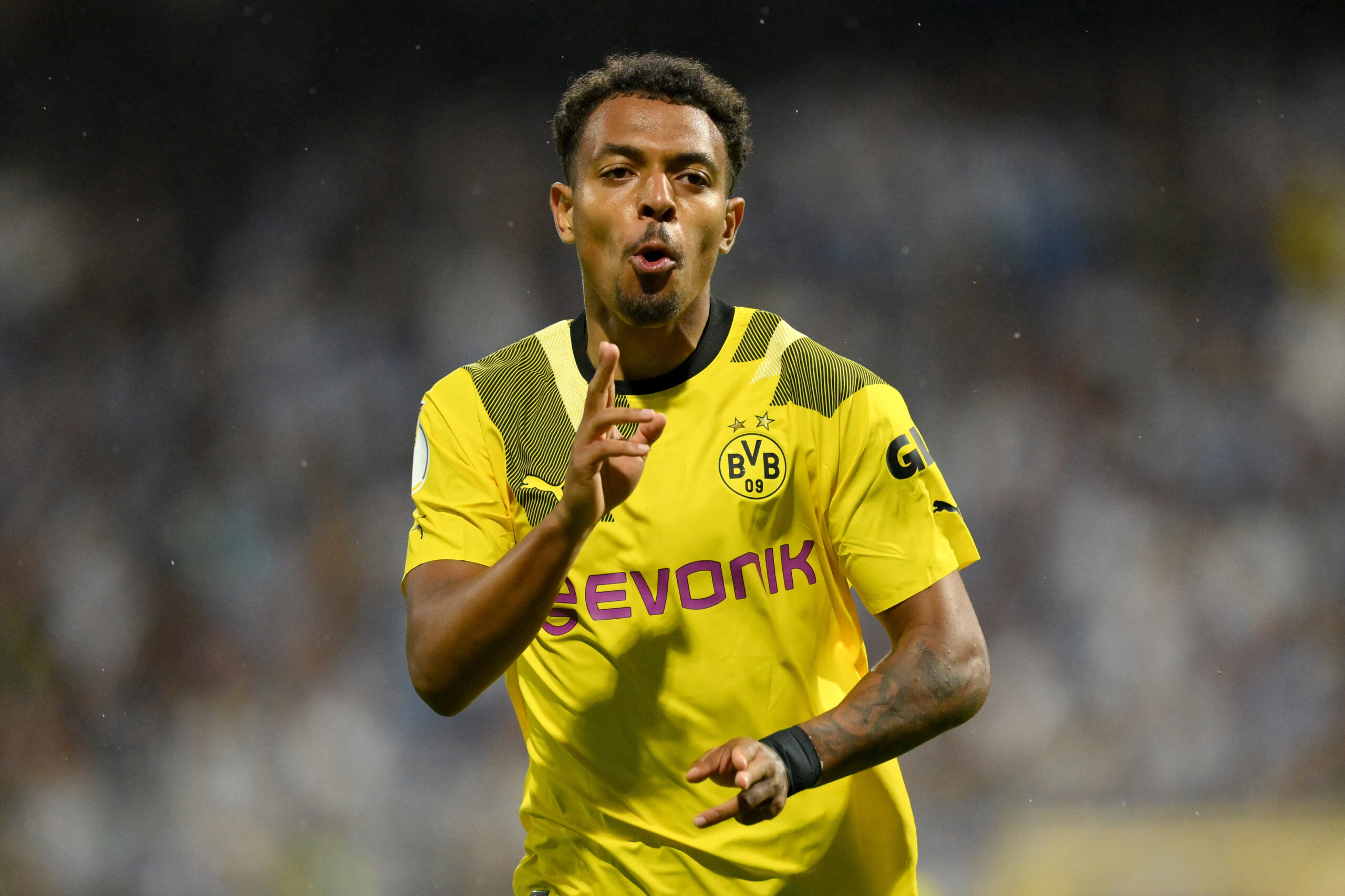 Ils ne s’arrêtent pas, Malen marque le 4-0 pour Dortmund (VIDEO)