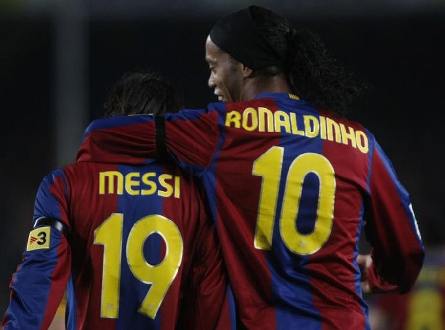 « Ce serait formidable s’il pouvait faire cela », Ronaldinho fait une demande à Messi pour sa fin de carrière