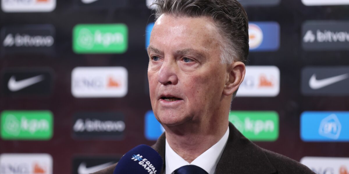 220404084006 louis van gaal