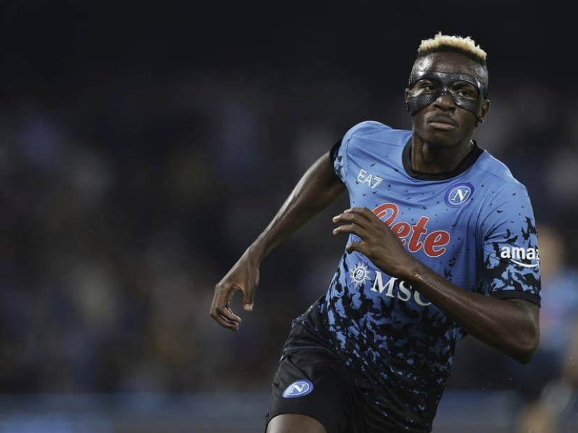 Osimhen nominé pour le prix du joueur du mois de Serie A