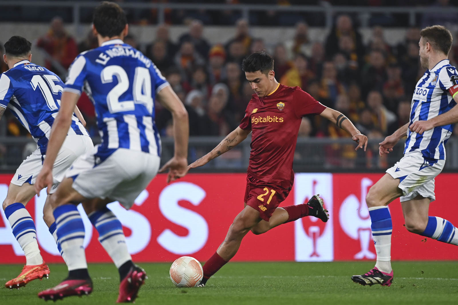 Europa League : L’AS Roma domine la Real Sociedad et fait un gras pas vers la qualif