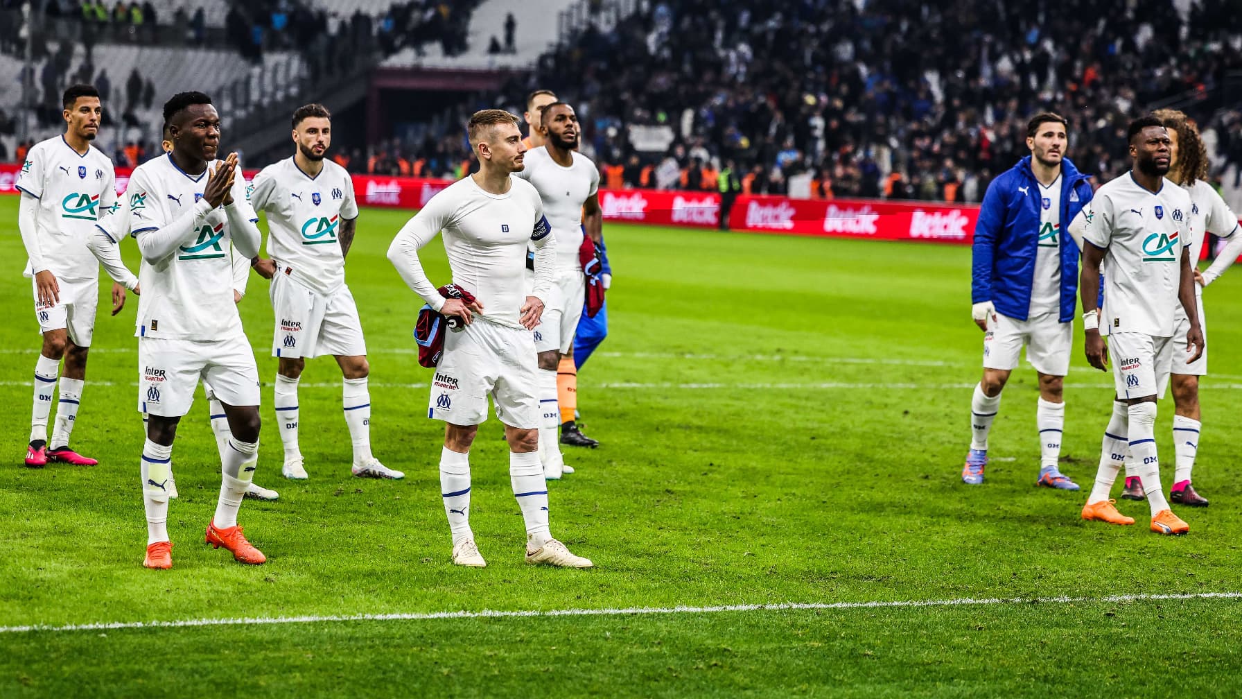 Les Marseillais depites apres l elimination contre Annecy en Coupe de France 1588119