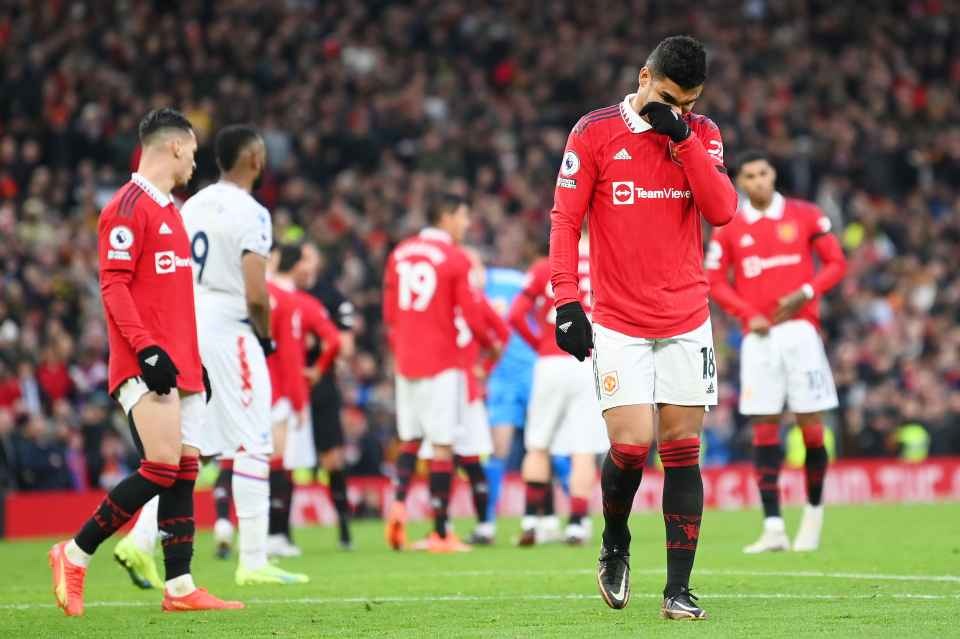 Man Utd: Après la gifle à Anfield, Casemiro se blesse !