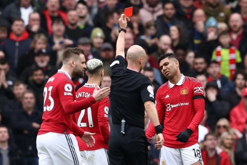 Man United : Les Red Devils prennent une décision après la suspension de Casemiro (OFFICIEL)