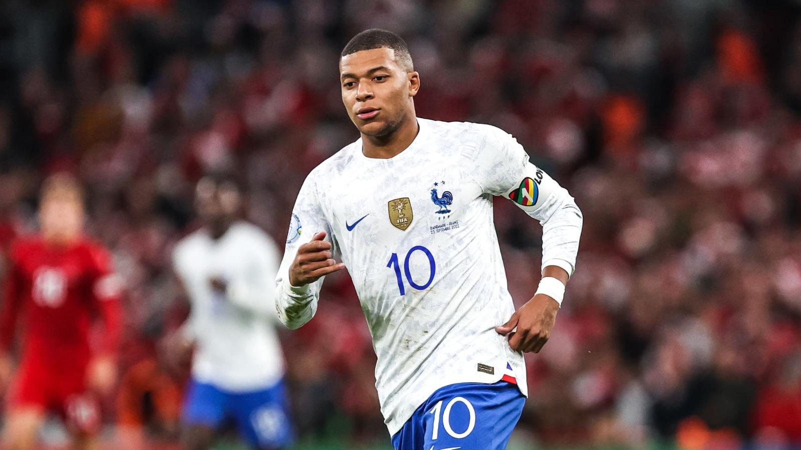 Mbappé capitaine de l’EdF, un ancien des Bleus hausse le ton : « Il ne le mérite pas »