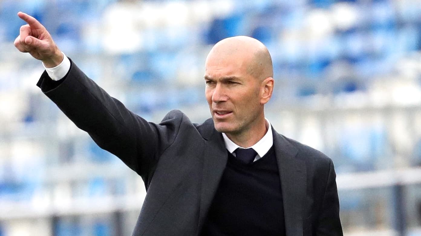 Zinedine Zidane pendant un match du Real Madrid en mai 2021 1588326