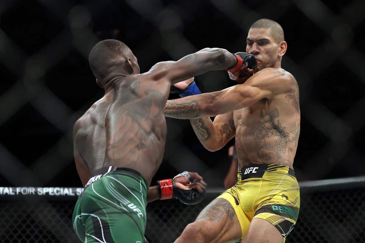 MMA : Après le coup KO d’Adesanya, Alex Pereira écarté de l’octogone !