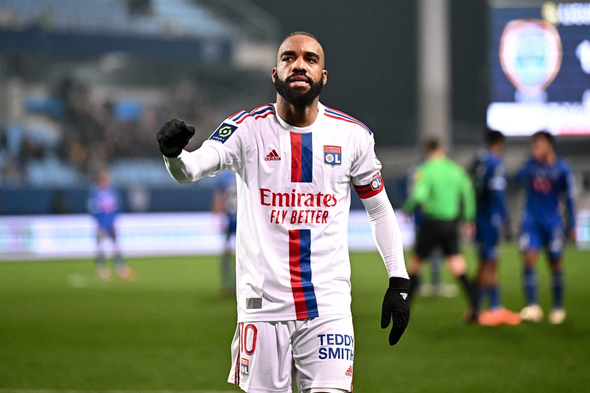 Inarrêtable, Alexandre Lacazette s’offre un record monumental avec l’OL