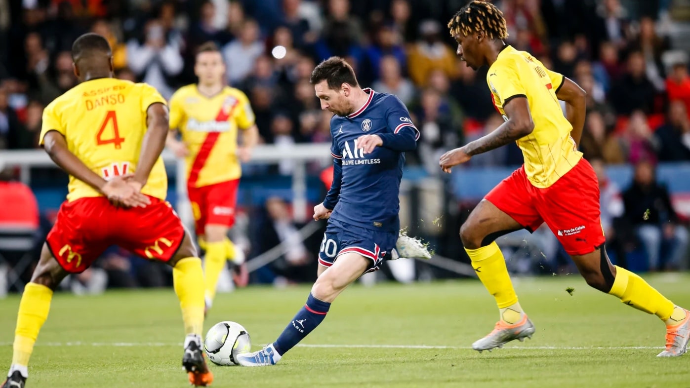 PSG – Lens, pas de VAR ni de ralentis en début de rencontre ce samedi, voici les raisons