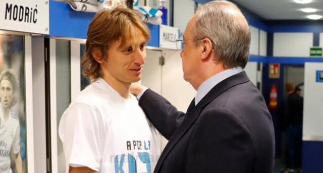 « Ce qu’a dit Pérez à Modric », Un proche du joueur lâche une énorme information sur son avenir