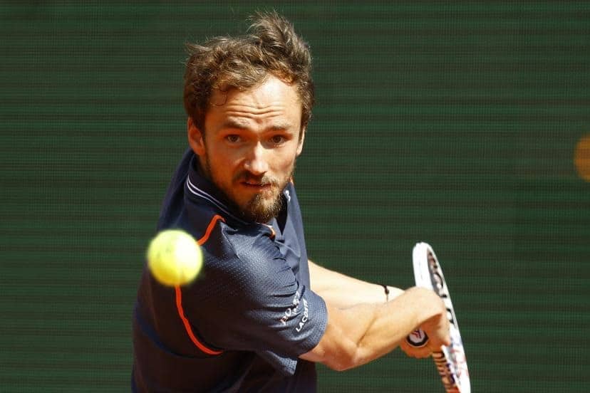 Tennis: Daniil Medvedev renverse Alexander Zverev en 8e de finale à Monte-Carlo