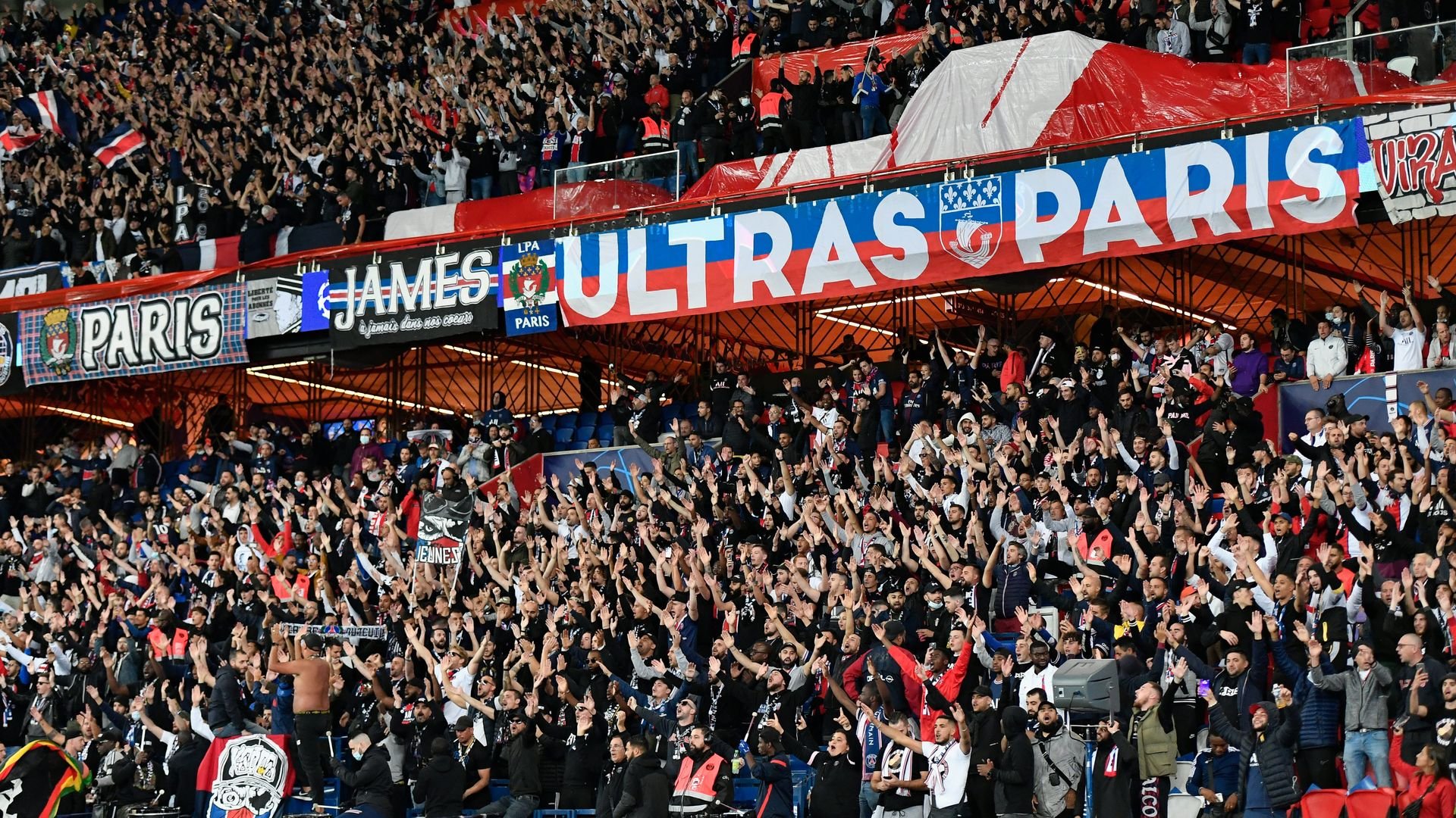 Rupture du jeûne: Les fans du PSG tranchent suite à la décision polémique de la FFF (photo)