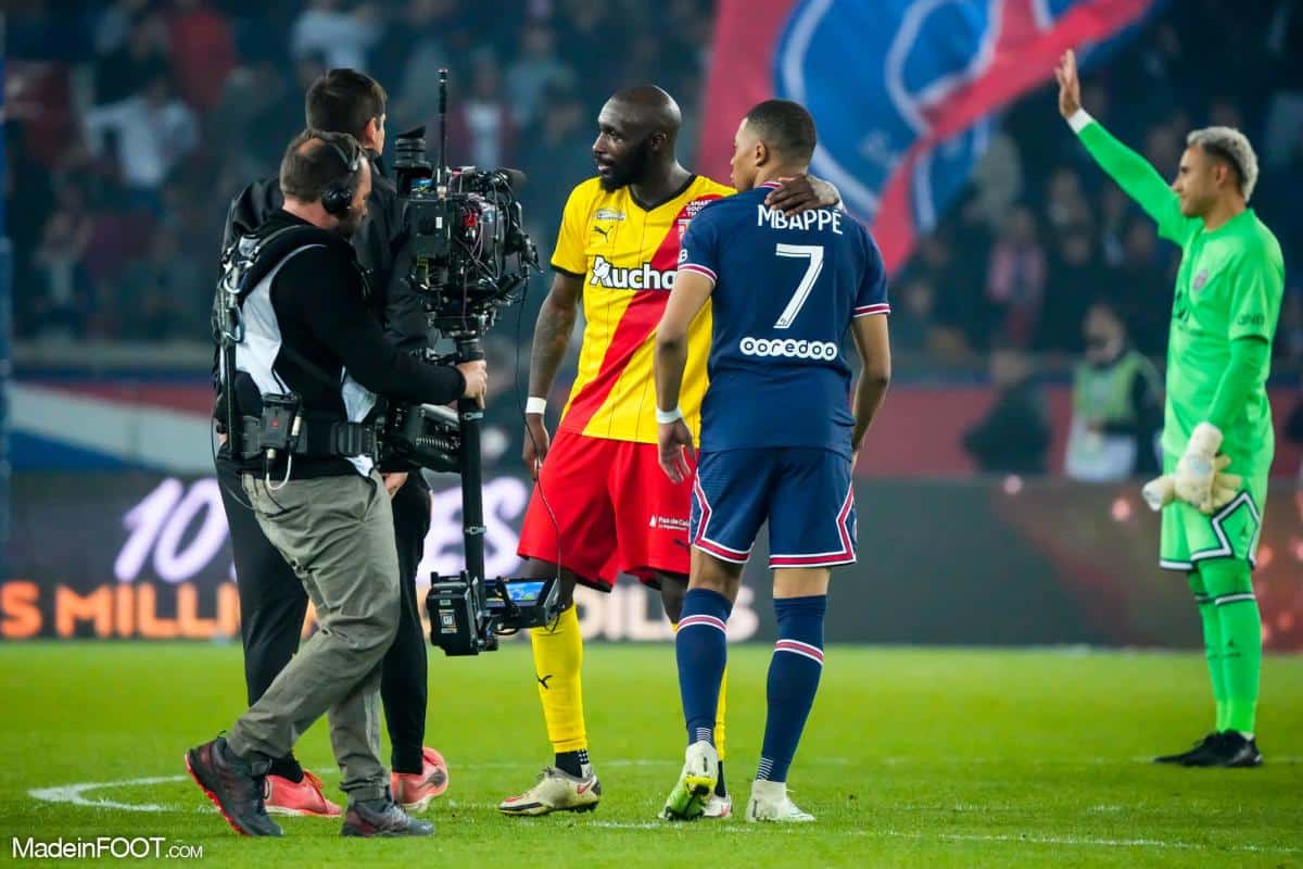 Mbappé et Seko Fofana d’entrée, les compos officielles du choc PSG – RC Lens