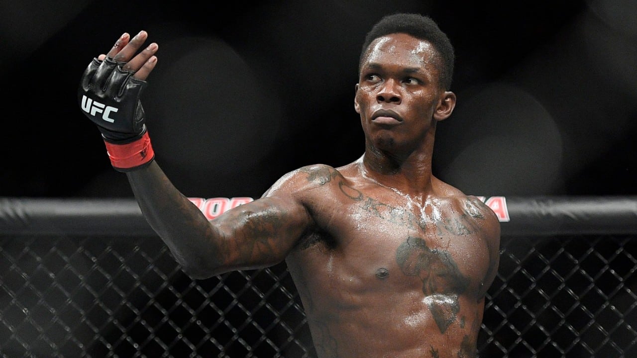 MMA : Un surprenant adversaire défie Israël Adesanya : « Avec mon striking, il va avoir des problèmes »