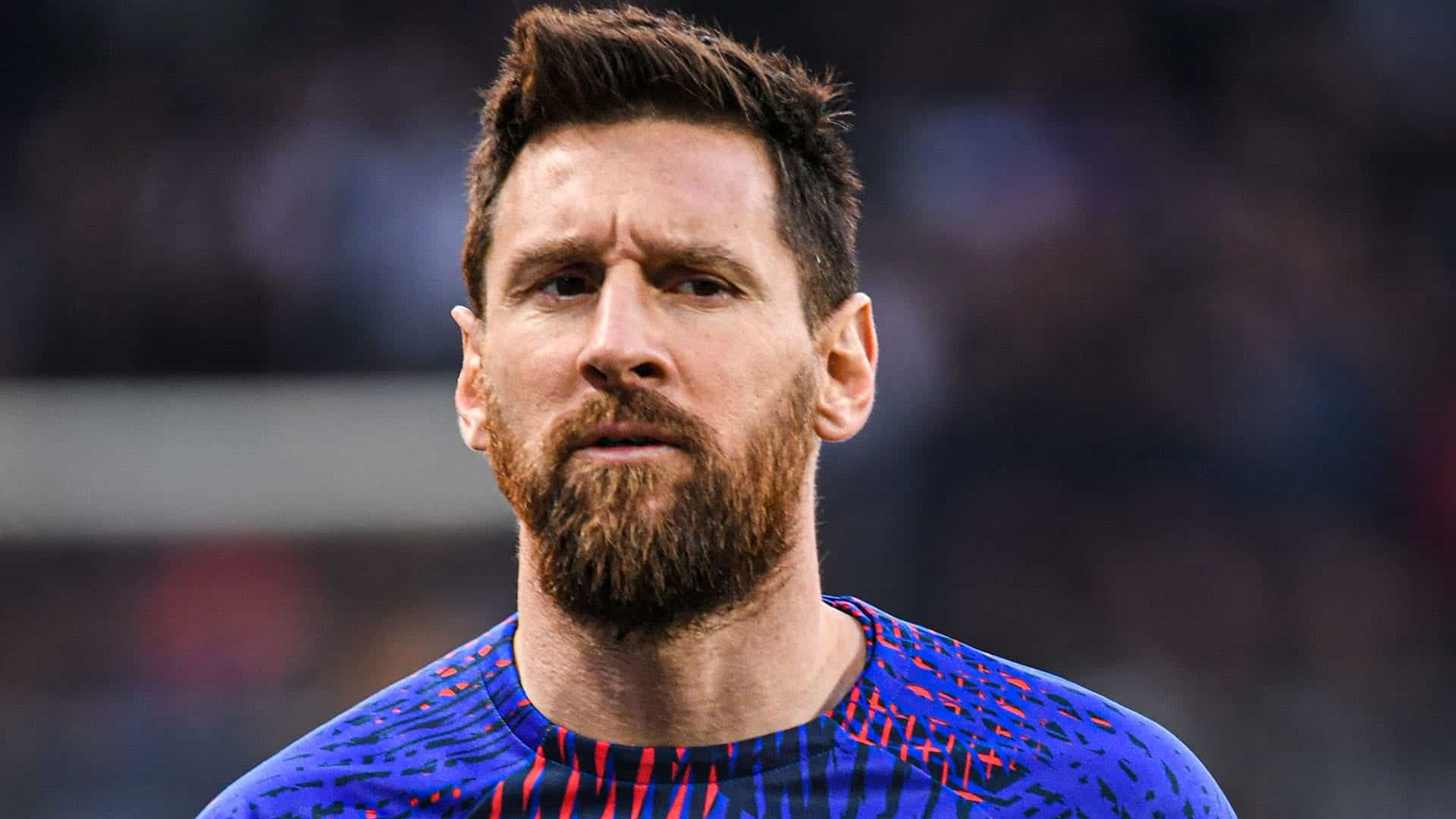 Lionel Messi skeptical face PSG warm up