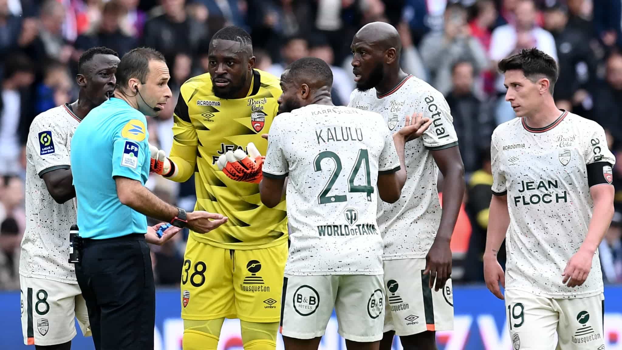 Mvogo, le gardien de Lorient révèle, « Ce que l’arbitre m’a dit après le but gag de Mbappé »